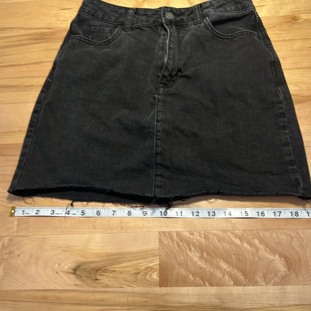 Hollister Black Ultra High-Rise Jean Skirt - size 27